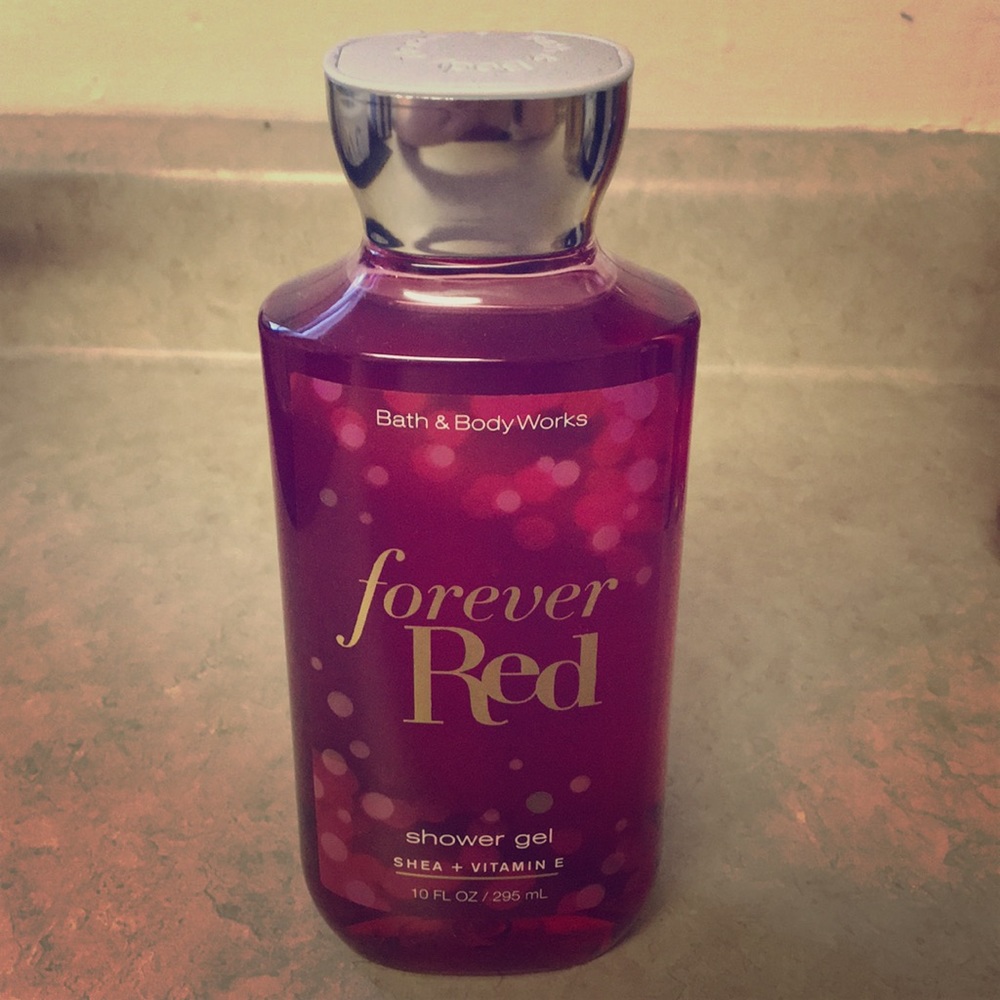 Bath and Body Works Forever Red